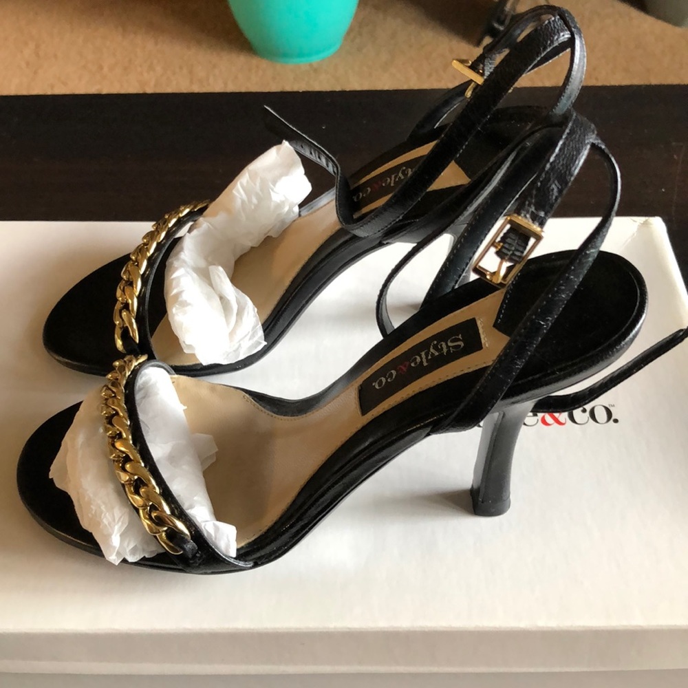 Style & Co Heels - Picture 2 of 5